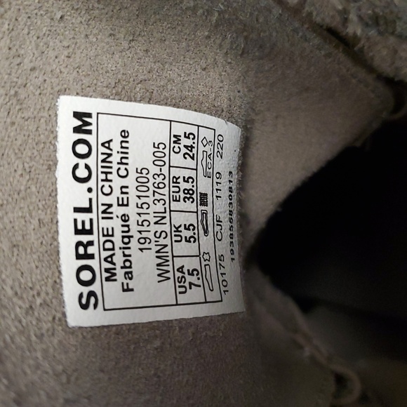 Sorel Women's Joan Of Arctic  Taupe/Gray Wedge Lace-Up Boots - Picture 11 of 11